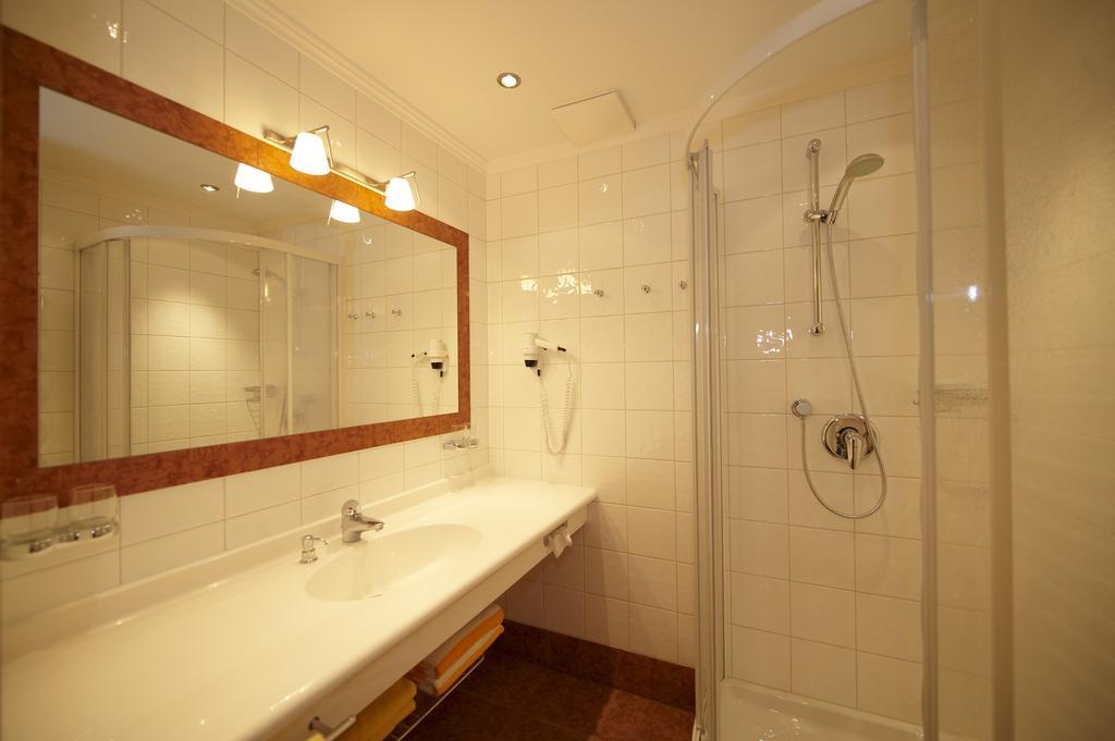 Hotel Martin Ramsau am Dachstein Kamer foto