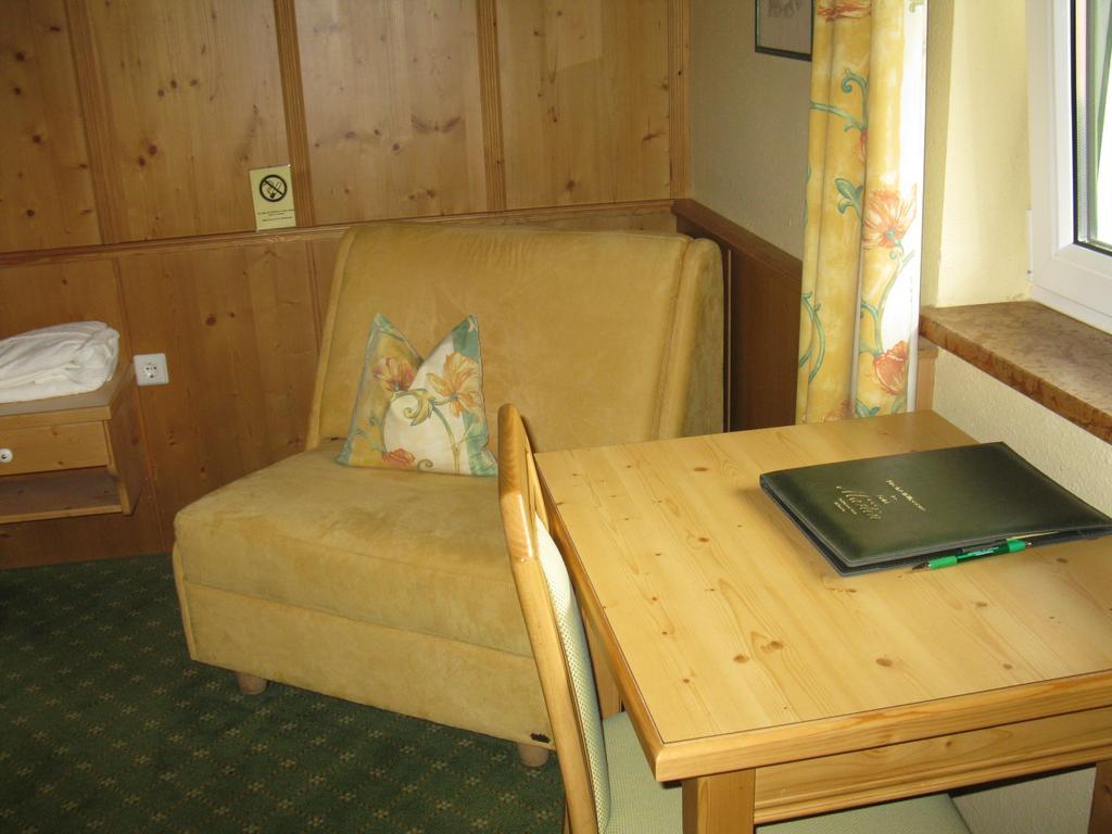 Hotel Martin Ramsau am Dachstein Kamer foto