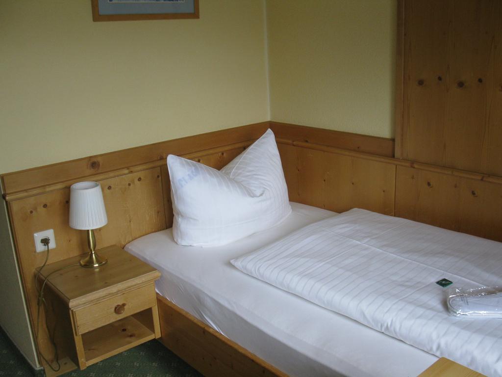 Hotel Martin Ramsau am Dachstein Kamer foto